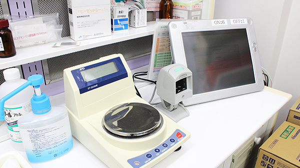 大賀薬局　北天神店の調剤器具