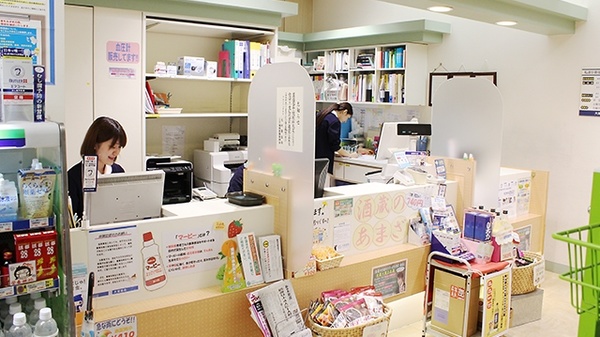 大賀薬局　天神ビル店の受付/カウンター