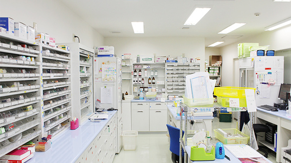 大賀薬局　二日市メディカルタウン店の調剤室