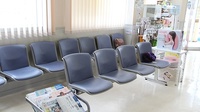 大賀薬局　前原浦志店の待合スペース