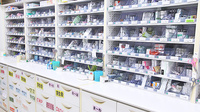 大賀薬局　二日市湯町店の薬棚
