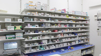 大賀薬局　宇美店の薬棚