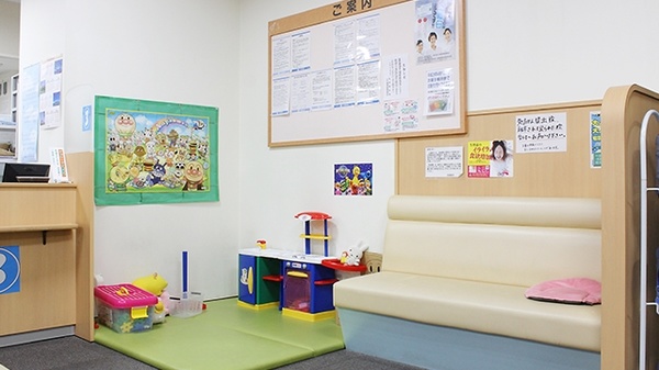大賀薬局　薬院大通り店のキッズ用設備