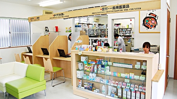 ミント薬局　新田店の受付/カウンター