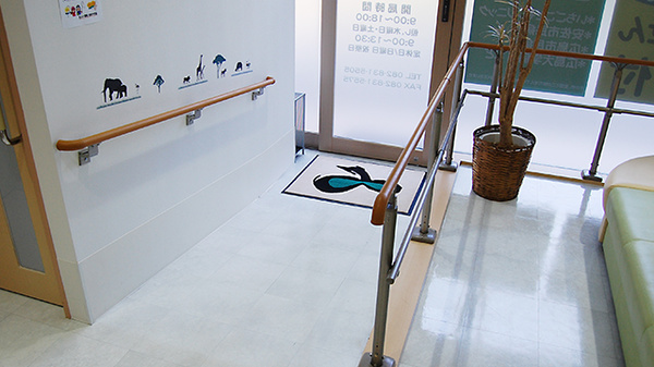 ミント薬局　せせらぎ店のバリアフリー設備