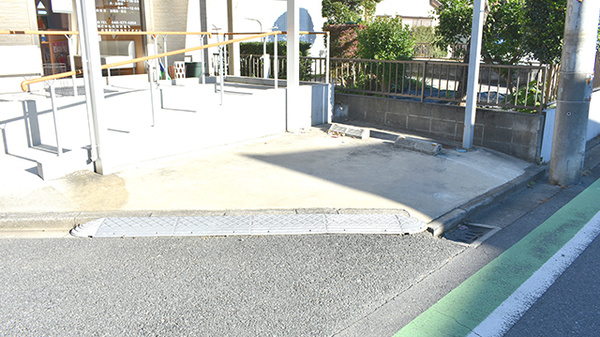 フレンド薬局　北本店の駐車場