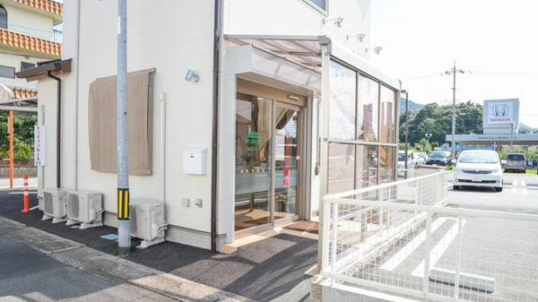 さくらぎ薬局の入口