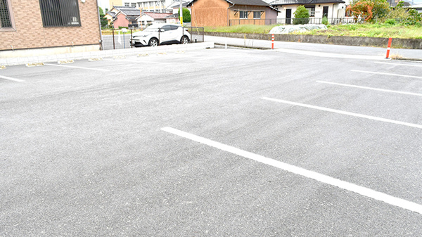 サン薬局　高田南店の駐車場