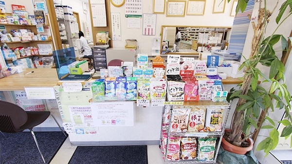 ほたる調剤薬局　上富良野店の受付/カウンター