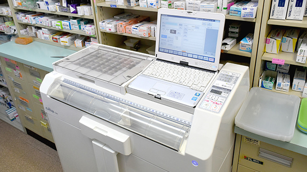 アハト調剤薬局の調剤器具
