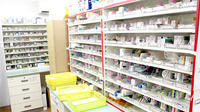エール薬局　吉原店の薬棚