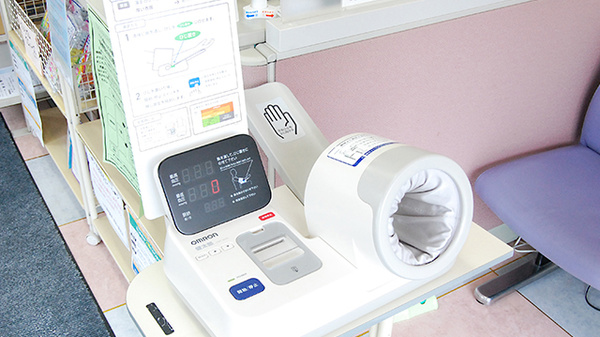 コスモ調剤薬局　須賀川駅前店の血圧計