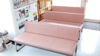 コスモ調剤薬局　本宮店の待合スペース