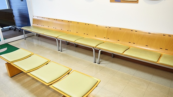 ミント薬局　廿日市天神店の待合スペース