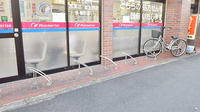 すみれ薬局の駐輪場