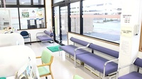 コスモ調剤薬局　原町店の待合スペース