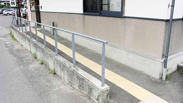 コスモ調剤薬局　小野新町店のバリアフリー設備