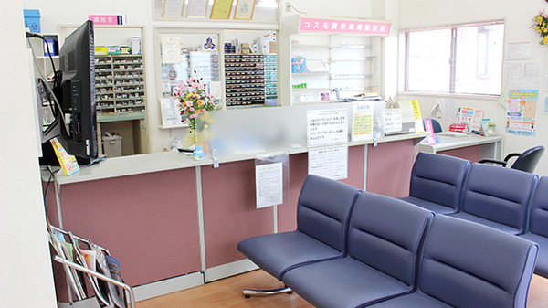コスモ調剤薬局　桑折店の受付/カウンター