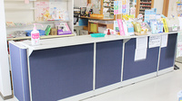 コスモ調剤薬局　大槻店の受付/カウンター