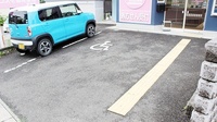 コスモ調剤薬局　西池店の駐車場