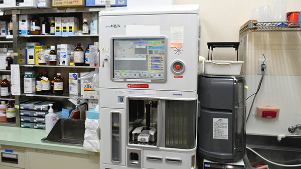 山本保健薬局（大阪府岸和田市）の調剤器具
