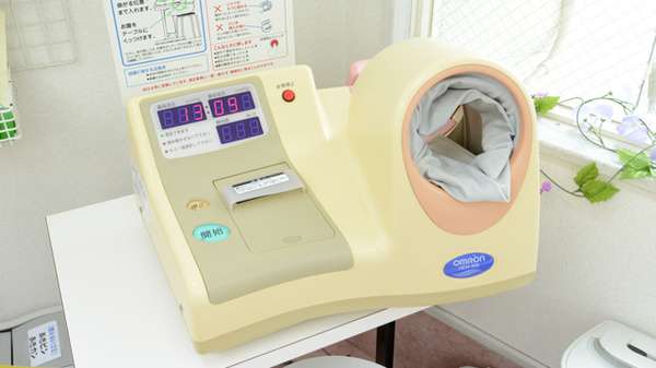 阿新薬局　インター店の血圧計
