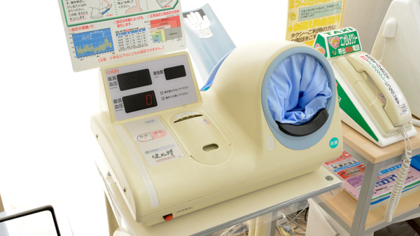真庭中央薬局の血圧計
