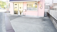 中央薬局の駐車場