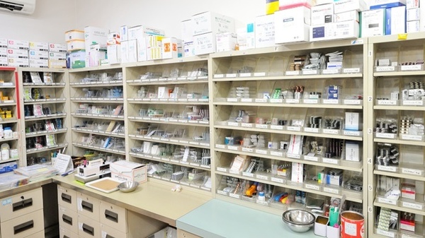ミクチ薬局　野上店の薬棚