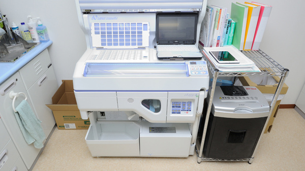 あさひ薬局　敷地店の調剤器具