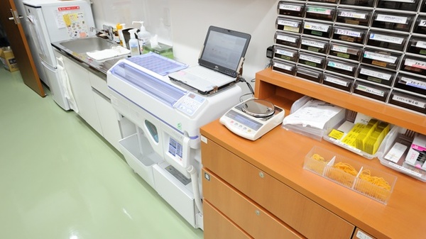 ポプラ薬局　萩店の調剤室