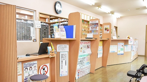 ポプラ薬局　湯河原中央店の受付/カウンター