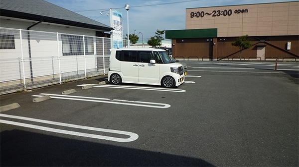 三協ファーマシー　安堀店の駐車場