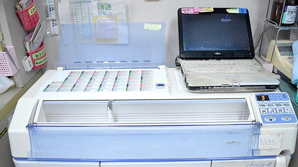 らいふ薬局　兵庫店の調剤器具