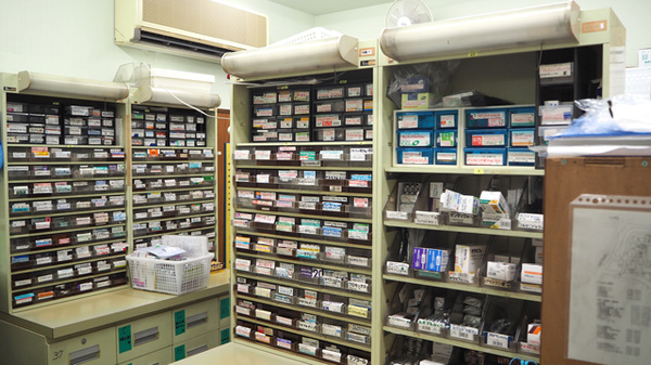 ポッポ堂薬局　八潮店の調剤室