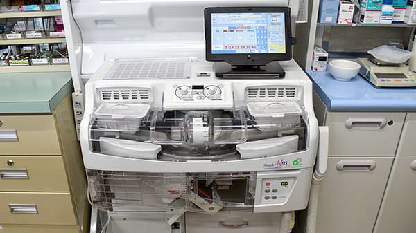 いちふく薬局の調剤器具