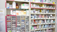 エスマイル薬局　岩国店の薬棚
