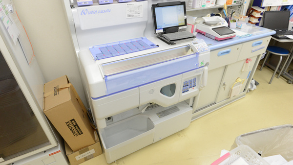 東児薬局の調剤器具