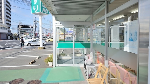 エスマイル薬局　十日市店（岡山）の入口