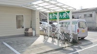 妹尾薬局の駐車場