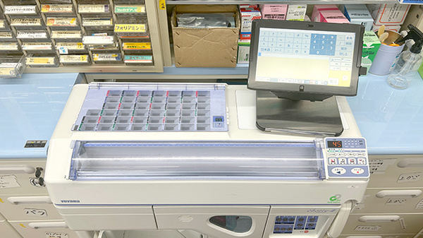 中川薬局　あきる野店の調剤器具