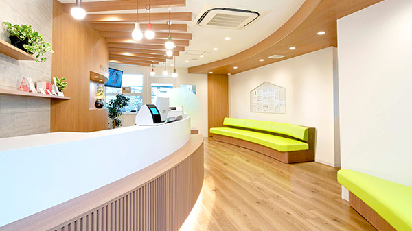 なでしこ薬局　中村日赤前店の待合スペース