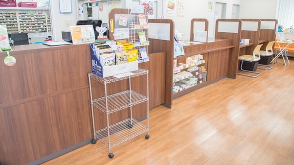 ティエス調剤薬局　甲西店の受付/カウンター