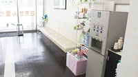 中川薬局　三軒茶屋店の待合スペース