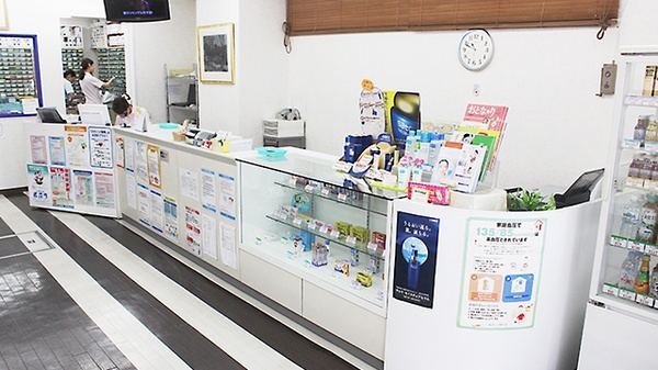 中川薬局　三軒茶屋店の受付/カウンター