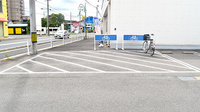 V・drug　広見薬局の駐輪場