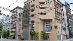 かえで薬局　新大阪店の外観