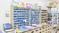 金光薬局　岡南店の薬棚