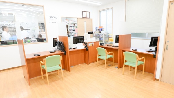 金光薬局　岡山西大寺病院前店の受付/カウンター