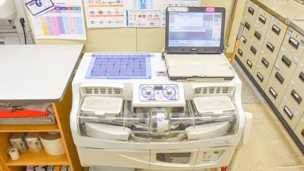 金光薬局　金光店の調剤器具